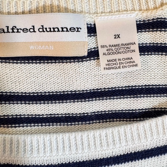 Alfred Dunner Navy and Green embroidered and beaded Striped Sweater size 2X - Picture 2 of 5